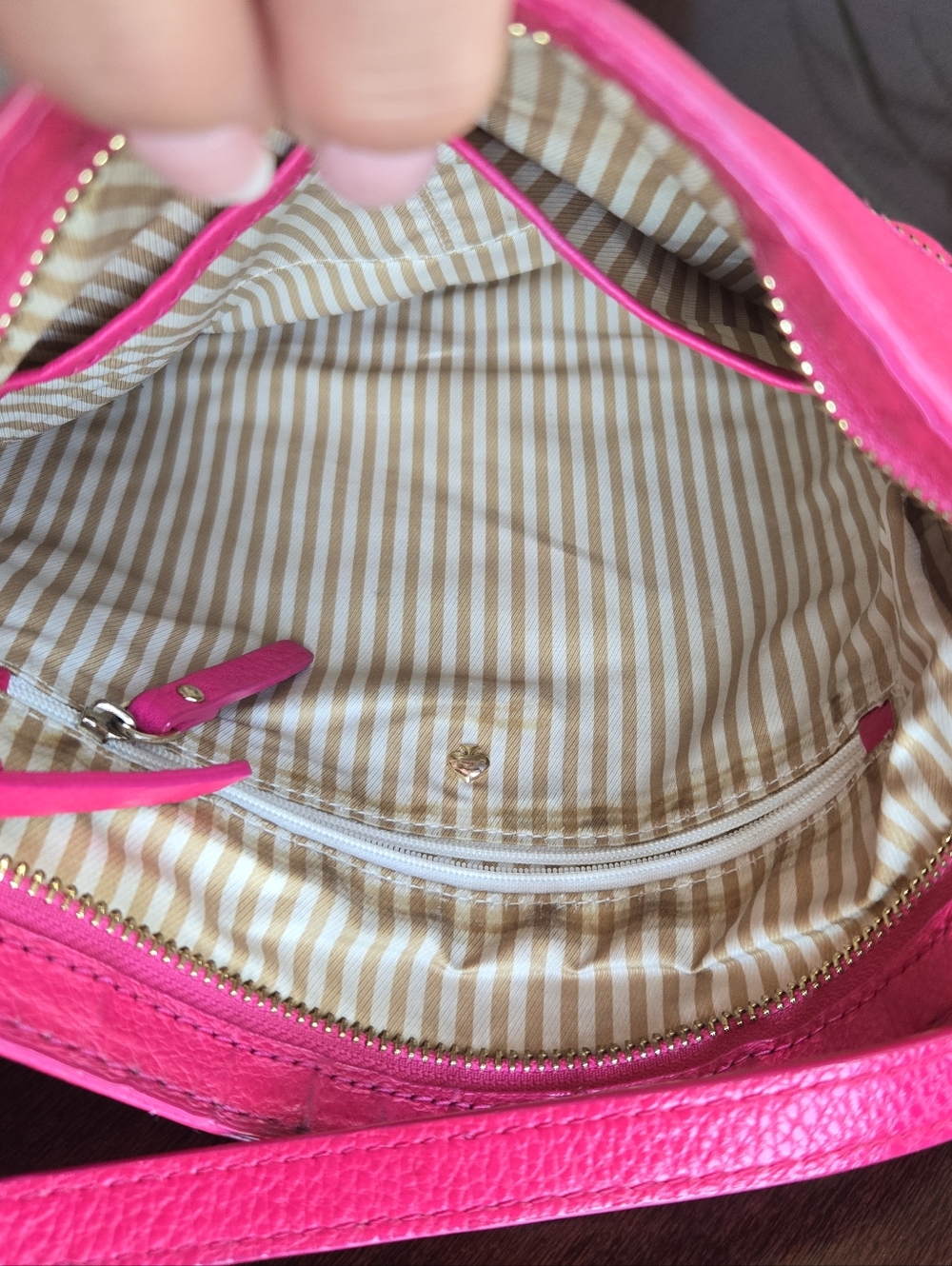 ✨ Kate Spade Hot Pink Crossbody ✨ Barbiecore Pebbled Leather 🎀 - Picture 10 of 15